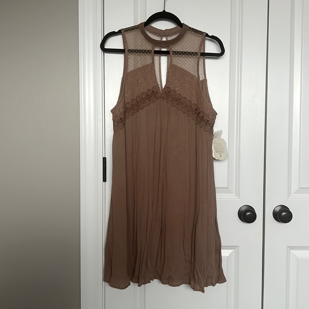 NWT Altard State Taupe Dress Size L